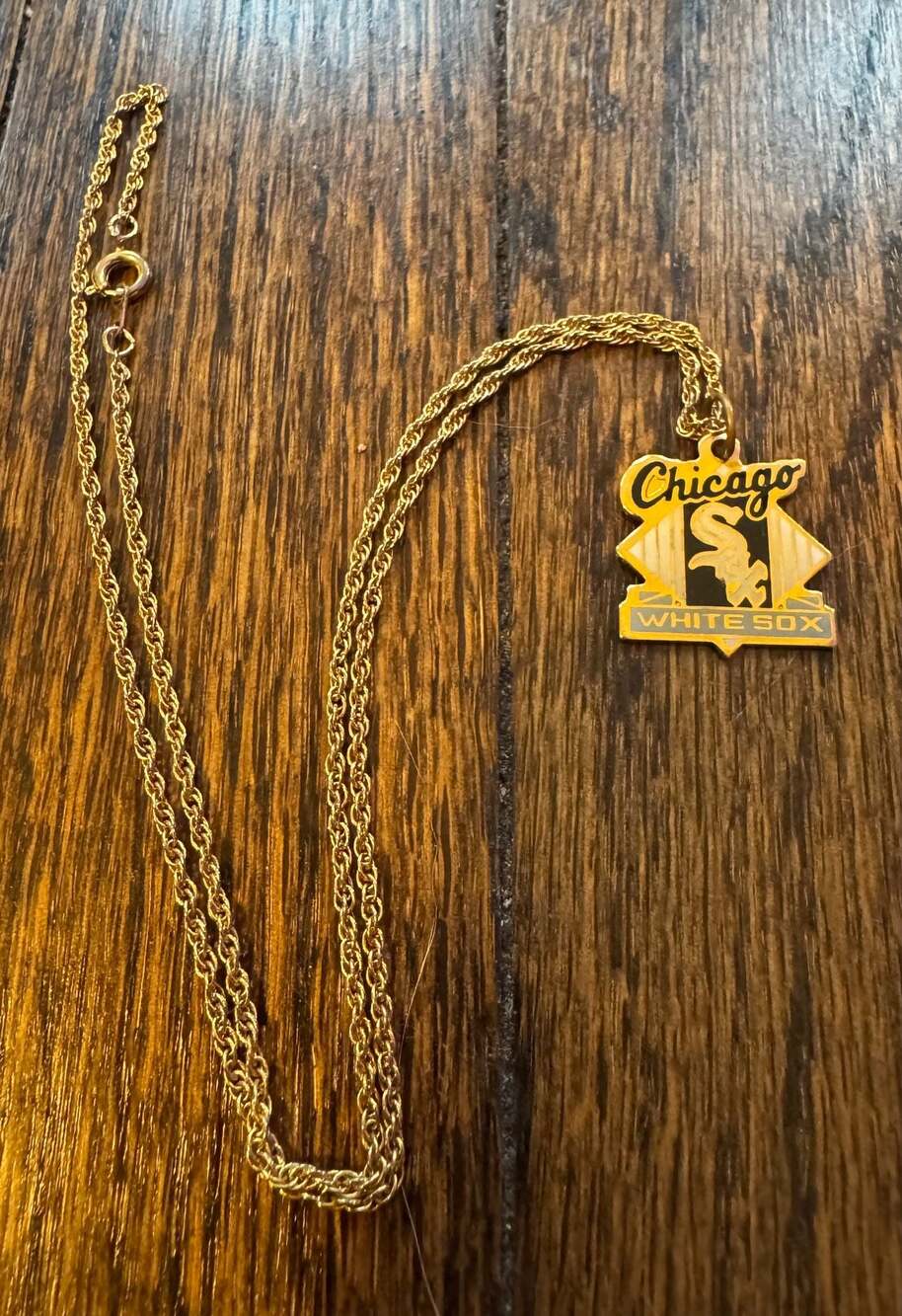 VINTAGE 1991 Chicago White Sox MLB Logo 18” Pendant Necklace by Peter David